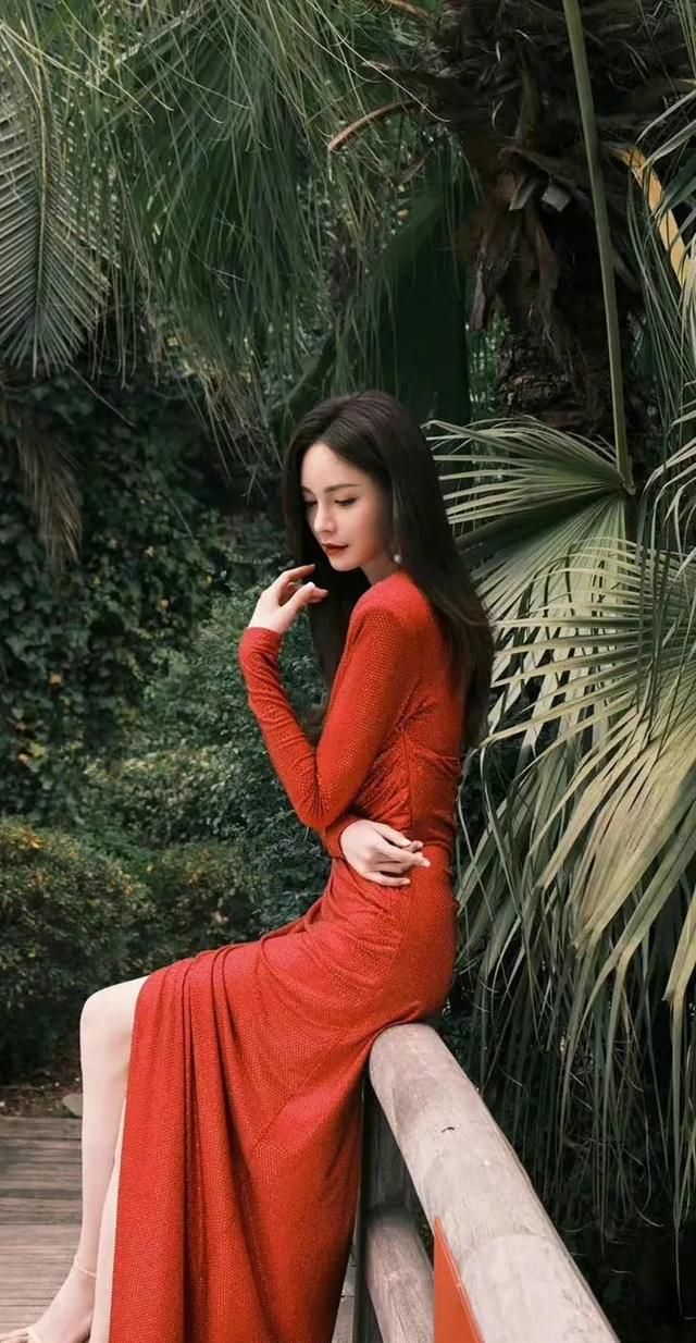 十二生肖女最喜欢什么服装图4