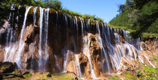 九寨沟好玩吗值得一去吗(九寨沟好玩吗几月份去九寨沟好)图15