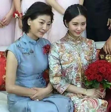 怎样挑选妈妈装(怎样挑选中老年妈妈装)图10