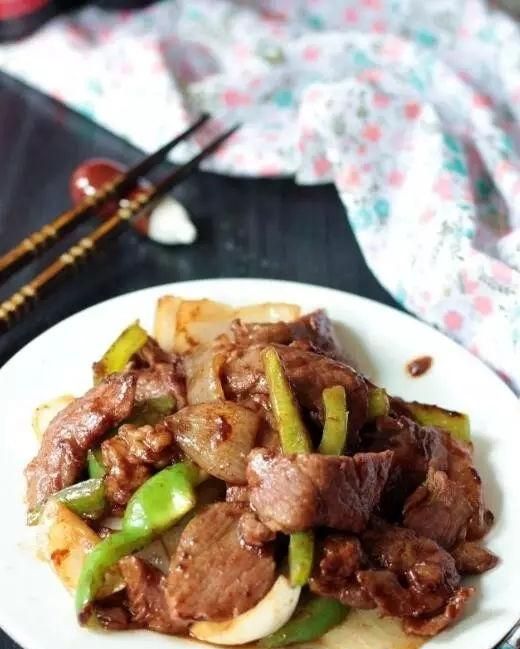 蚝油牛肉用什么肉(蚝油牛肉用什么肉做好吃)图3