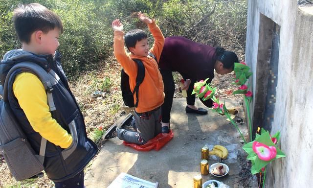 农历七月鬼门开七大禁忌,七月鬼节哪些人易撞鬼图10